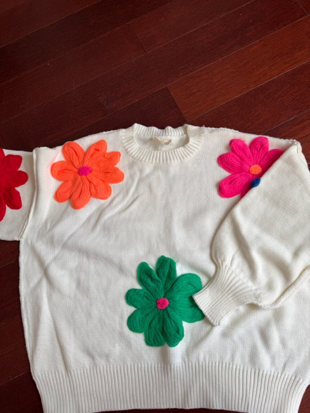 Flower Sweater - Picture 6 of 7